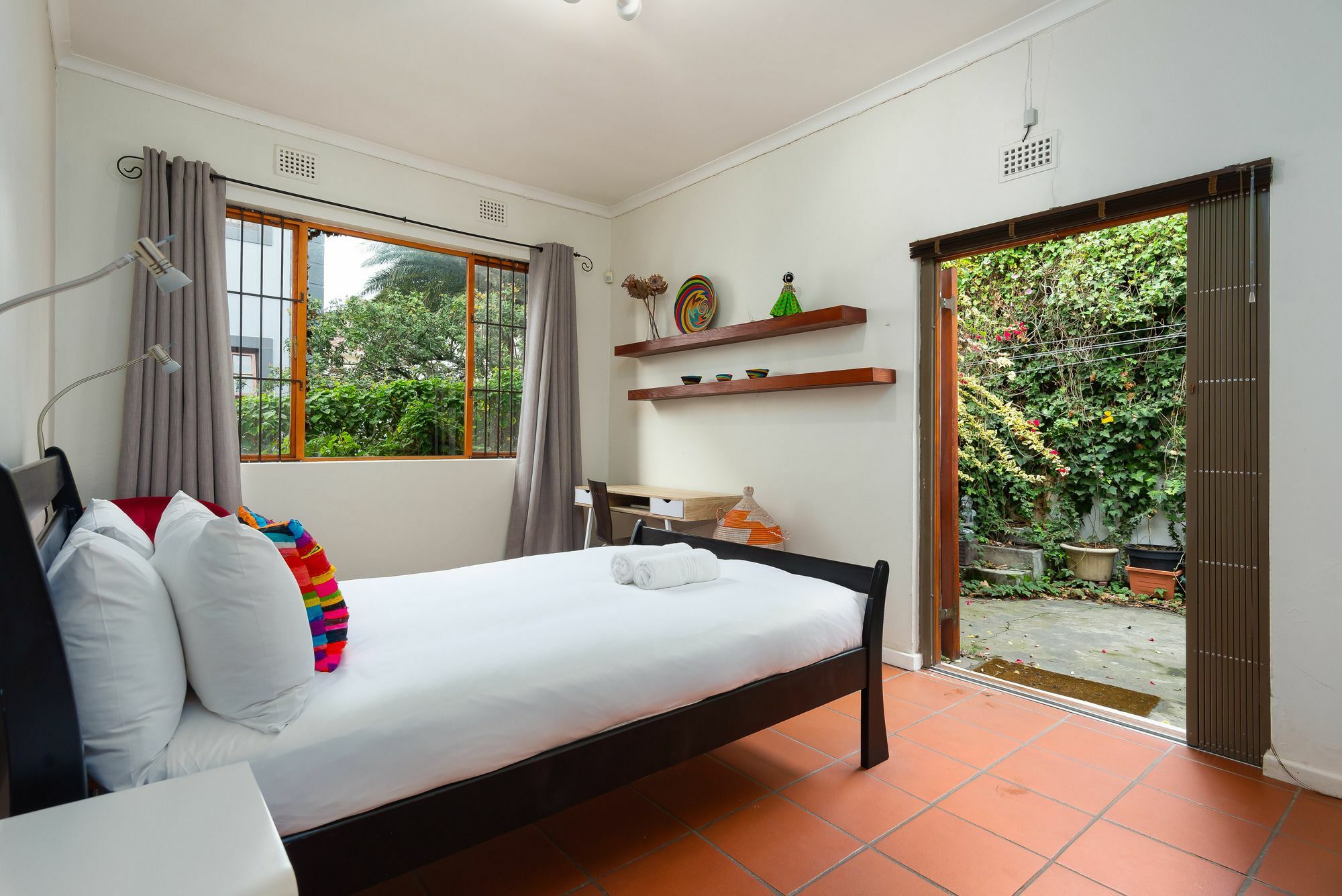 Kloof Avenue 5 Apartment